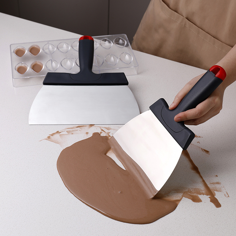 Roestvrijstalen deegschraper C - Kitchen Gadgets For Seniors recensie en prijs